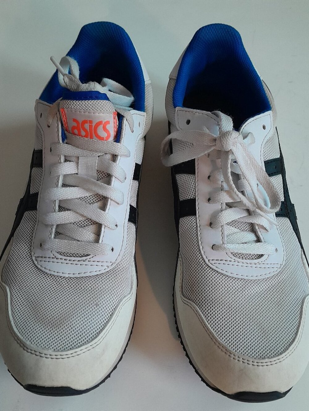 ASICS Men's White Black Lace-Up Low Top Athletic Sneakers Size 8.5